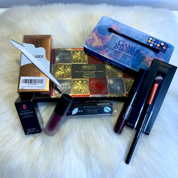 GAME OF THRONES👑MAKEUP KIT💄
